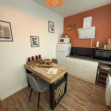 Au De Clem Apartment